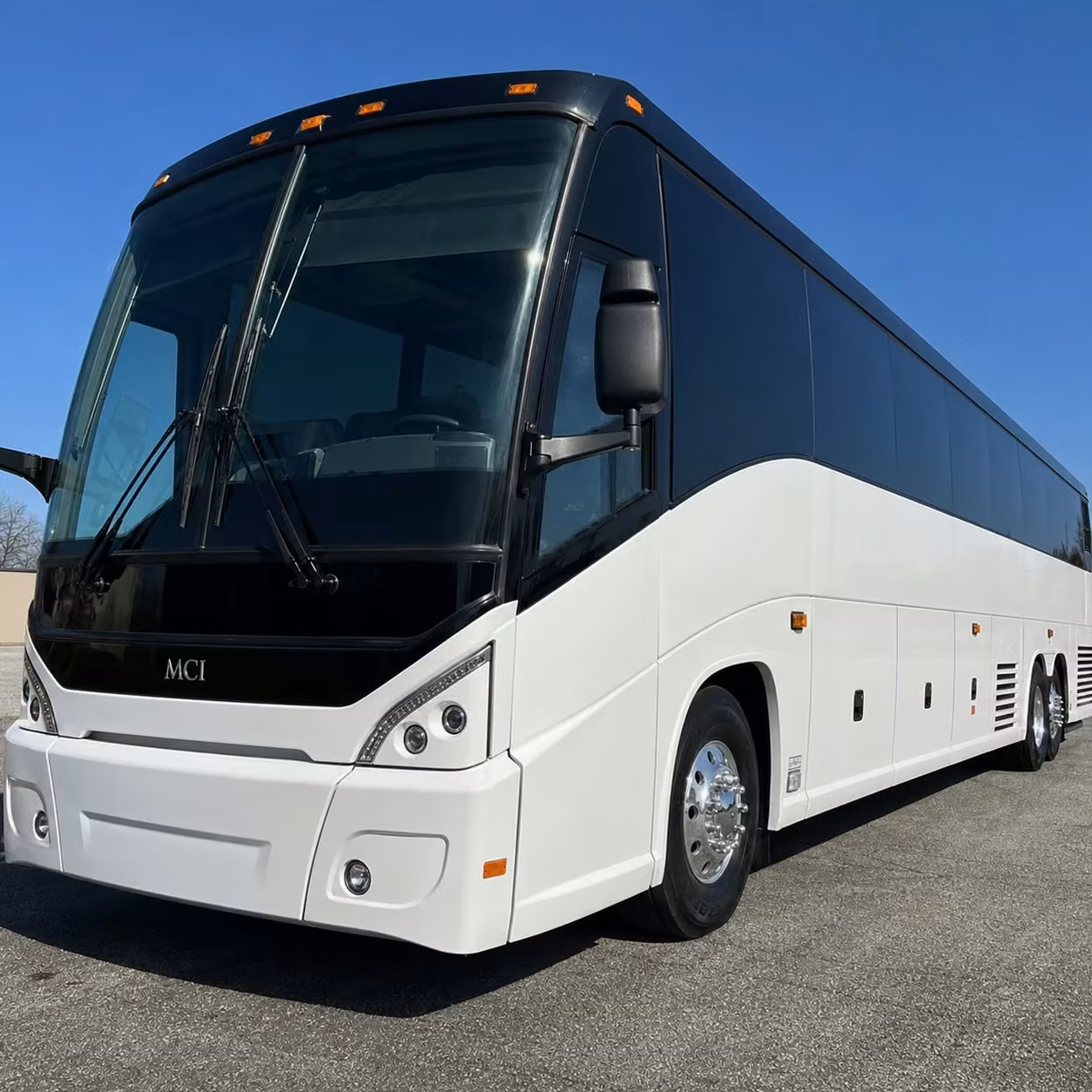bus rentals for orange proms homecomings