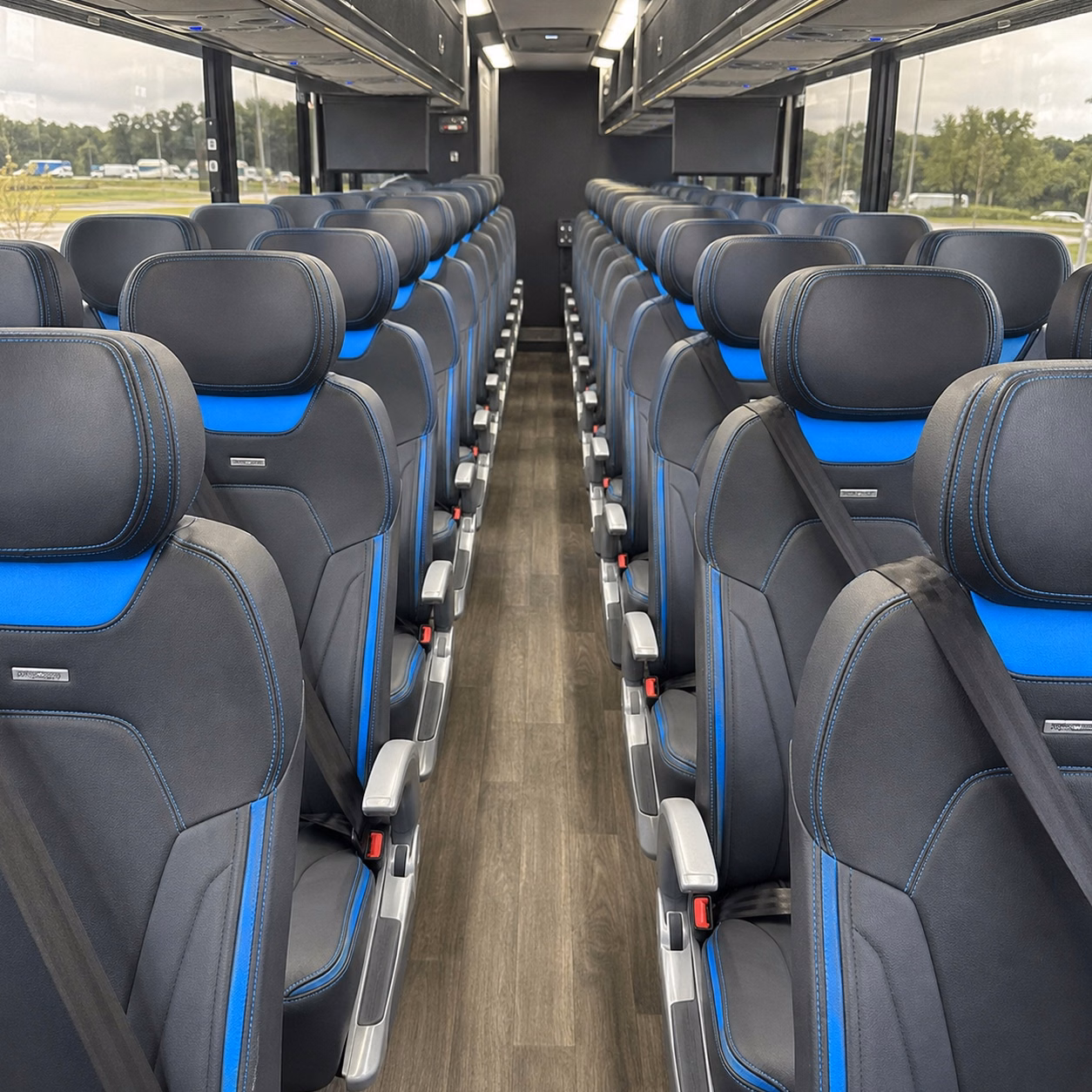 compare bus rental pricing in orange online upfront and in minutes