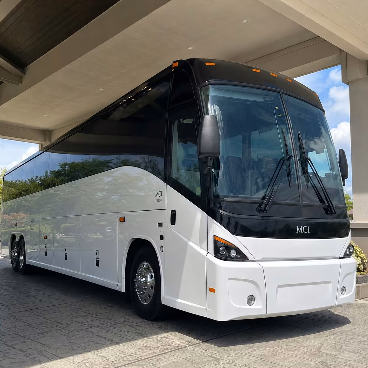 john wayne airport shuttle service for groups of every size